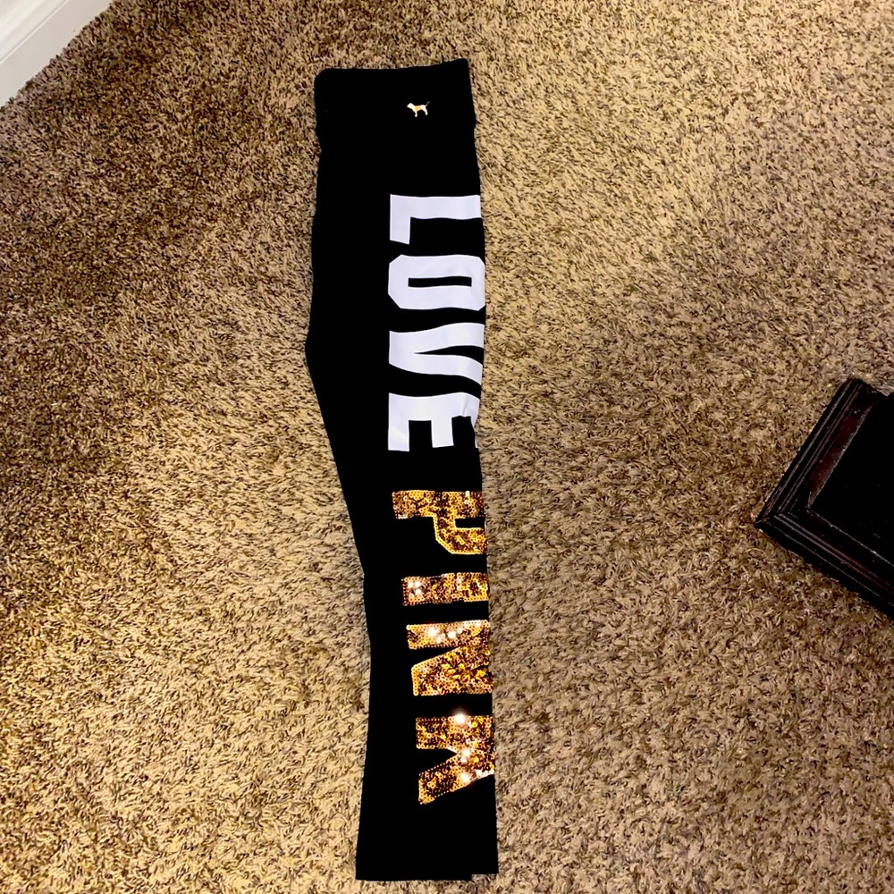 Victoria’s Secret Pink bling yoga leggings small